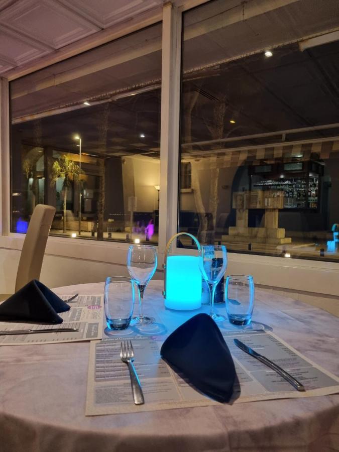 Hotel Restaurant Miramar L'Orchidee La Ciotat Luaran gambar